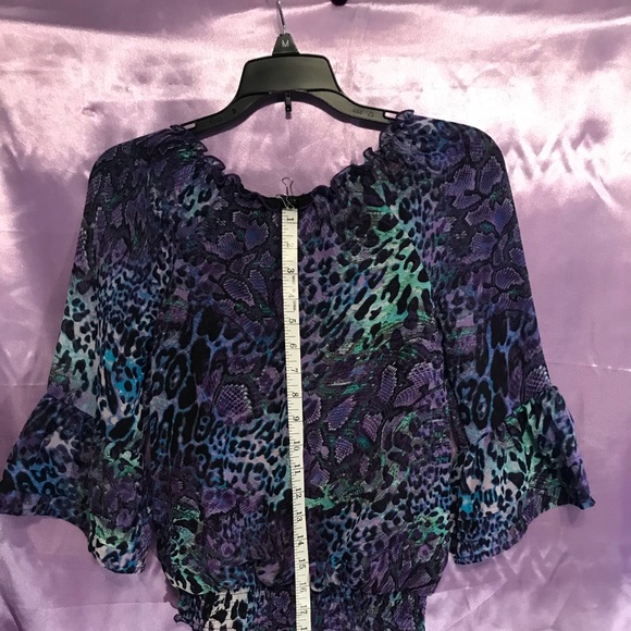 Amy Byer Top - Picture 4 of 6